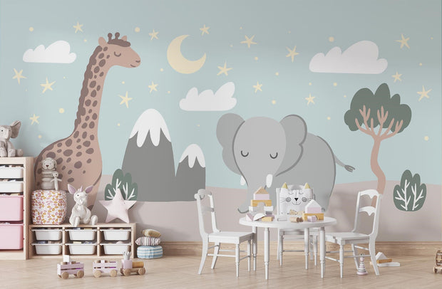 Cute safari wall mural with a giraffe, elephant, and dreamy night sky – perfect for nurseries and kids’ rooms.